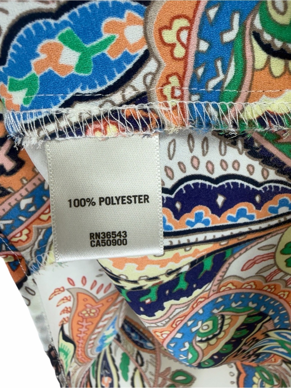 Van Heusen  Sleeveless Paisley Tie-Neck Blouse - Cream Multi size small - Picture 7 of 10